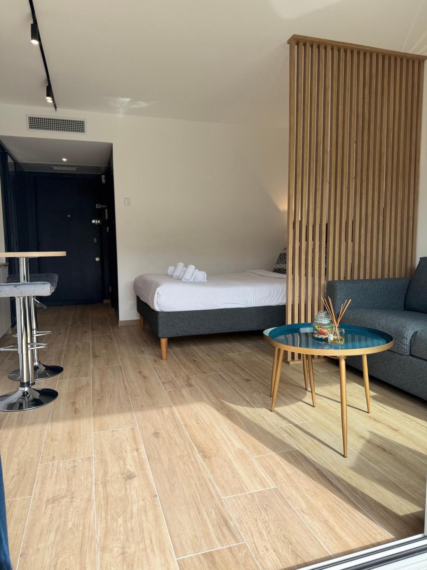 Cosy Appartement, Centre-Ville Cannes, Terrasse, Clim Экстерьер фото