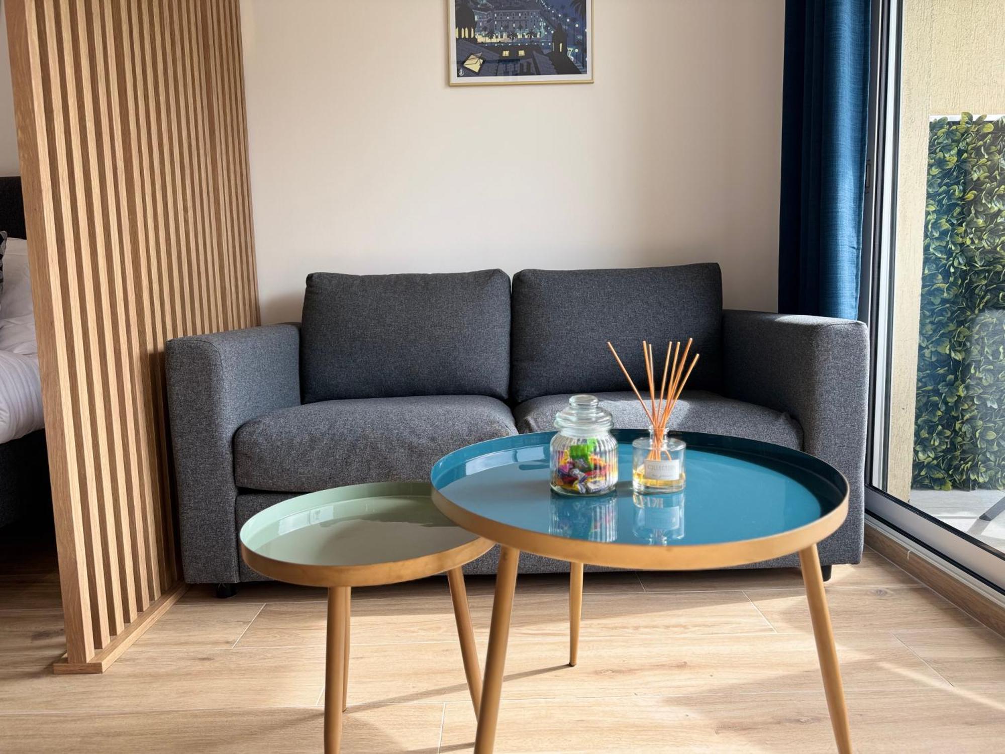 Cosy Appartement, Centre-Ville Cannes, Terrasse, Clim Экстерьер фото